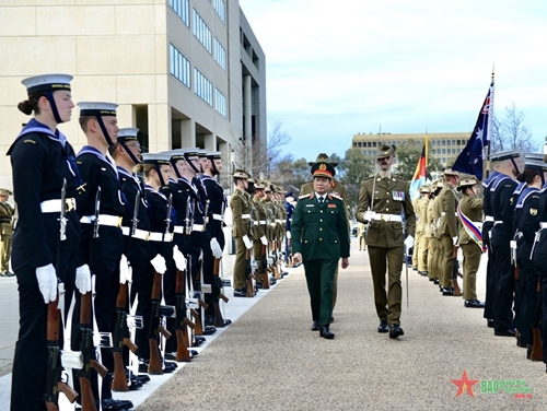 Tư lệnh Lực lượng Quốc phòng Australia chủ trì lễ đón Thượng tướng Nguyễn Tân Cương